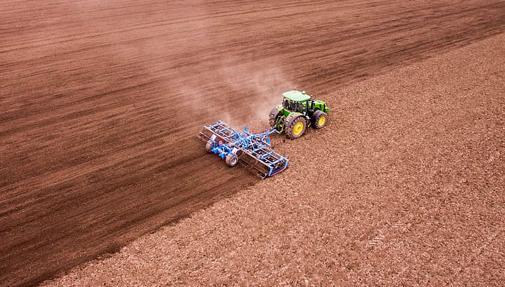 Tractor cultivator vs tiller